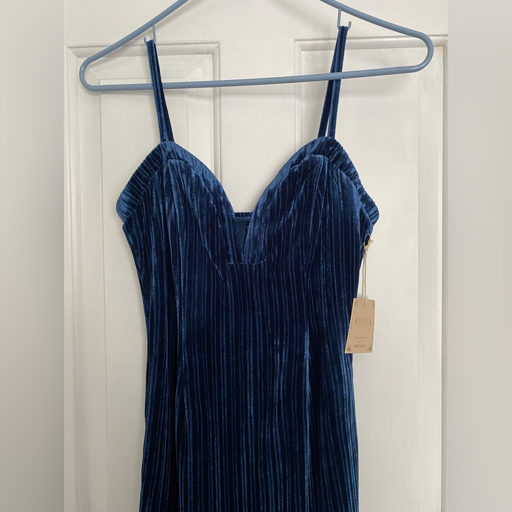 Exquisite dress, brand new with original tags!